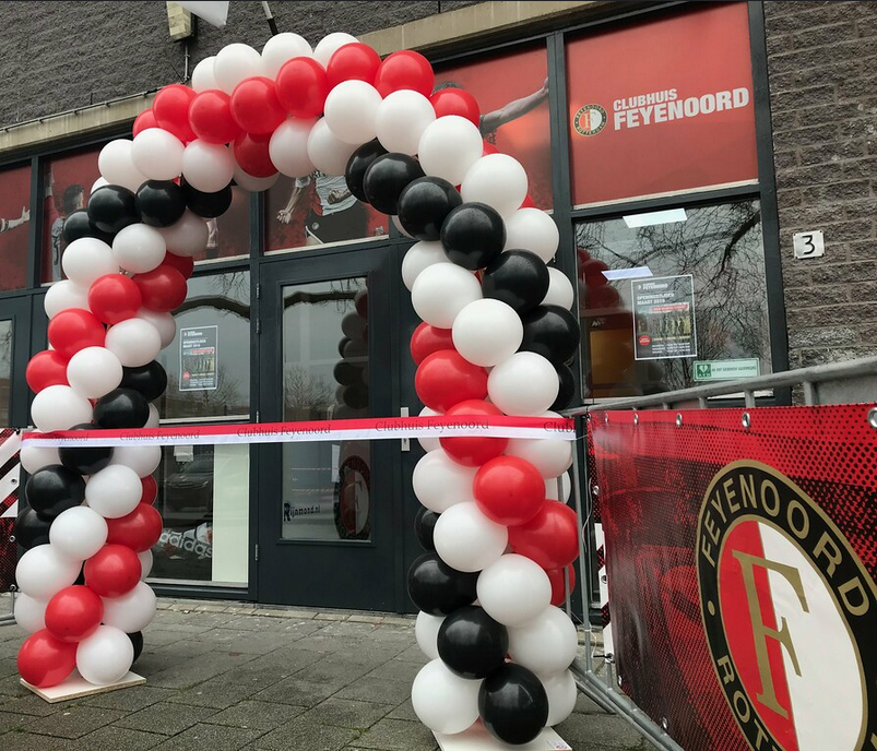 Ballonnen en Openingsling Opening Feyenoord Rotterdam